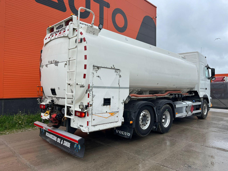 Volvo FH 500 6x2 TANK 18300 l / 4000 + 5000 + 5000 + 4300 l - Tanker truck: picture 5 Volvo FH 500 6x2 TANK 18300 l / 4000 + 5000 + 5000 + 4300 l - Tanker truck: picture 5