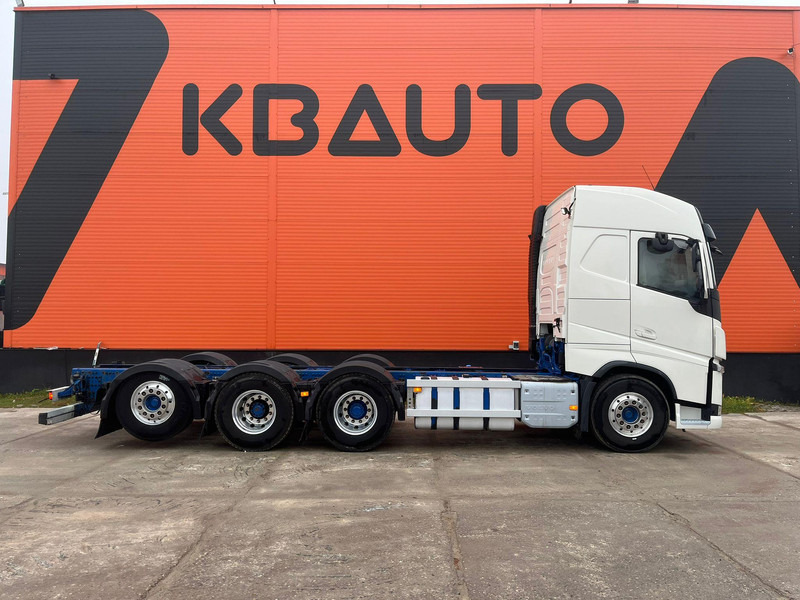 Volvo FH 540 8x4*4 CHASSIS L=7137 mm - Cab chassis truck: picture 5 Volvo FH 540 8x4*4 CHASSIS L=7137 mm - Cab chassis truck: picture 5