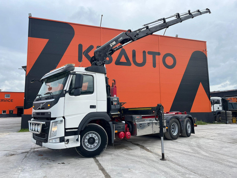 Volvo FM 330 6x2*4 HIAB 192E-5 / HIAB XR 18 ton / L=5100 mm - Hook lift truck, Crane truck: picture 1 Volvo FM 330 6x2*4 HIAB 192E-5 / HIAB XR 18 ton / L=5100 mm - Hook lift truck, Crane truck: picture 1