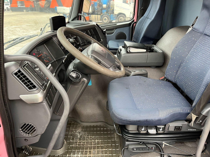 Volvo FM 330 6x2 TANK 14000 l / VACUUM JUROP PR 200 leasing Volvo FM 330 6x2 TANK 14000 l / VACUUM JUROP PR 200: picture 20
