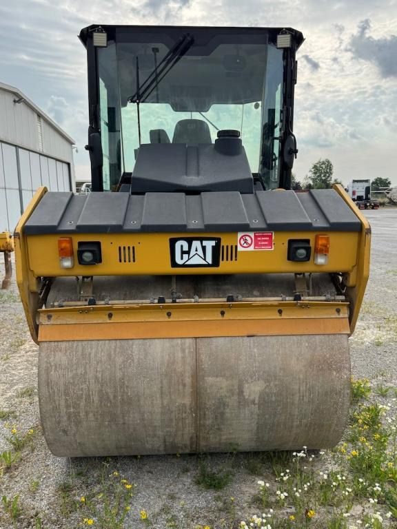 Caterpillar CD54B - Road roller: picture 3 Caterpillar CD54B - Road roller: picture 3
