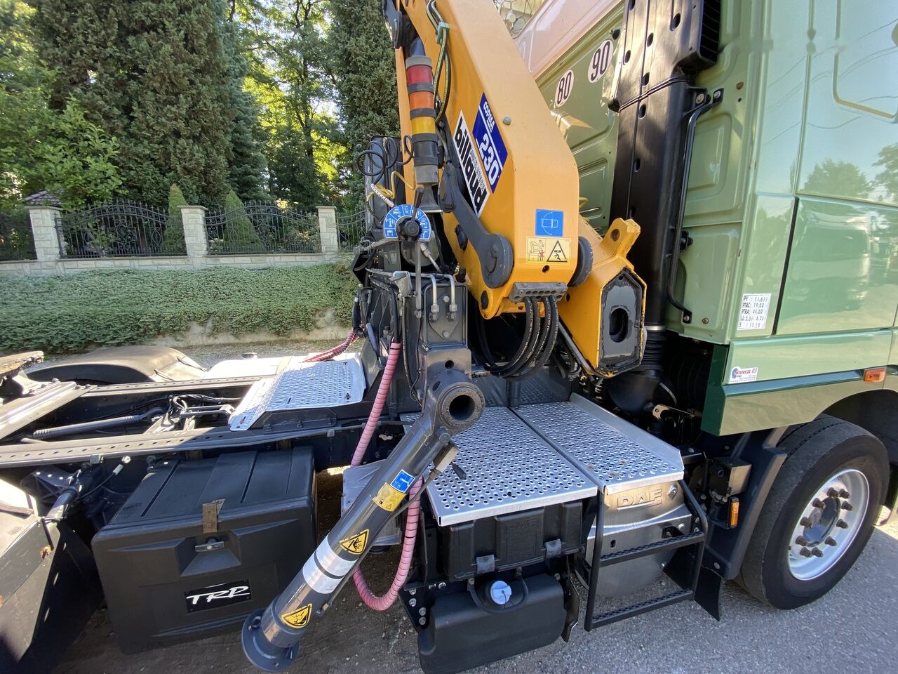 Tractor truck DAF XF 105 460: picture 19