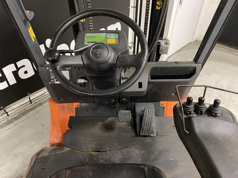 Toyota 7FBMF25 - Electric forklift: picture 5 Toyota 7FBMF25 - Electric forklift: picture 5