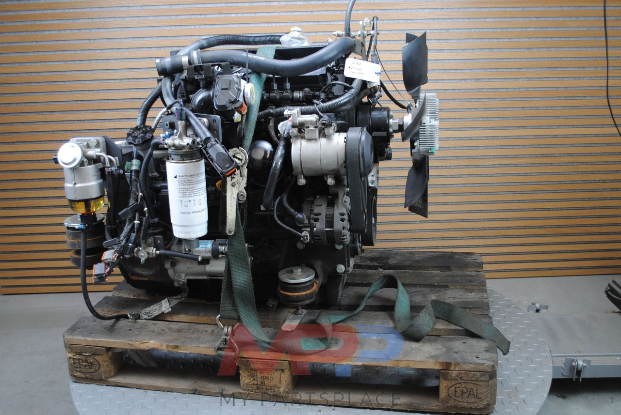 Bobcat D34 (Doosan) - Engine: picture 2 Bobcat D34 (Doosan) - Engine: picture 2