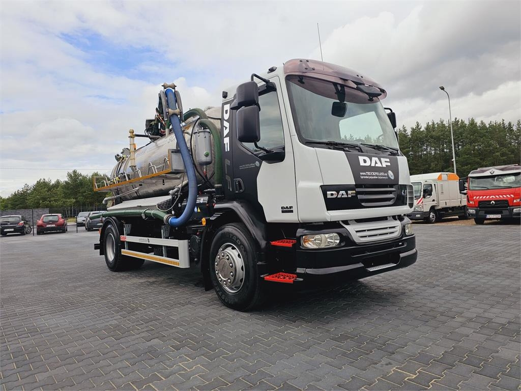DAF WUKO SCK-4HW for collecting waste liquid separator - Vacuum truck: picture 2 DAF WUKO SCK-4HW for collecting waste liquid separator - Vacuum truck: picture 2