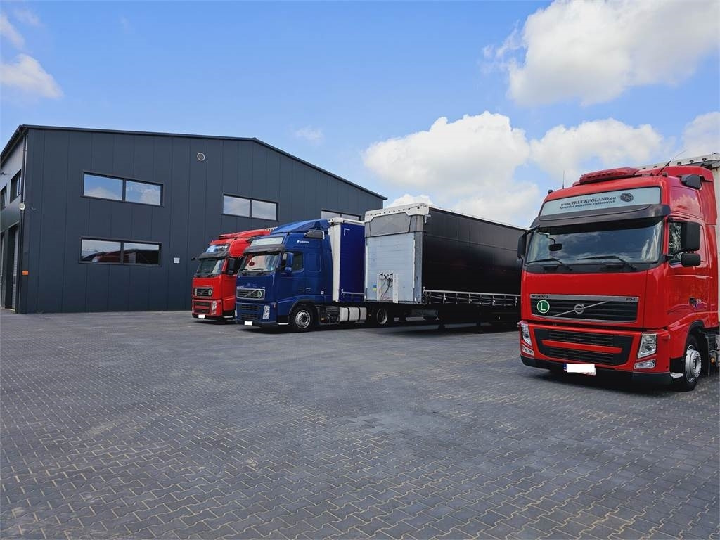 Krone CURTAIN MEGA RAISED ROOF 2011 - Curtainsider semi-trailer: picture 5 Krone CURTAIN MEGA RAISED ROOF 2011 - Curtainsider semi-trailer: picture 5