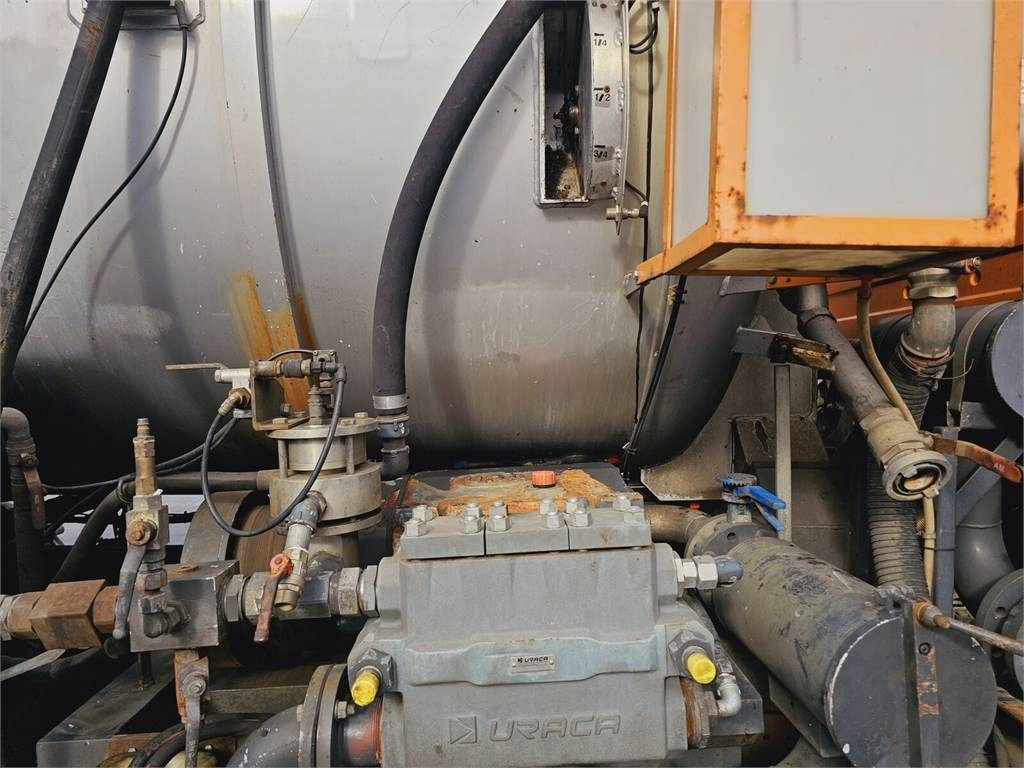 Vacuum truck Mercedes-Benz WUKO KROLL COMBI FOR SEWER CLEANING: picture 20
