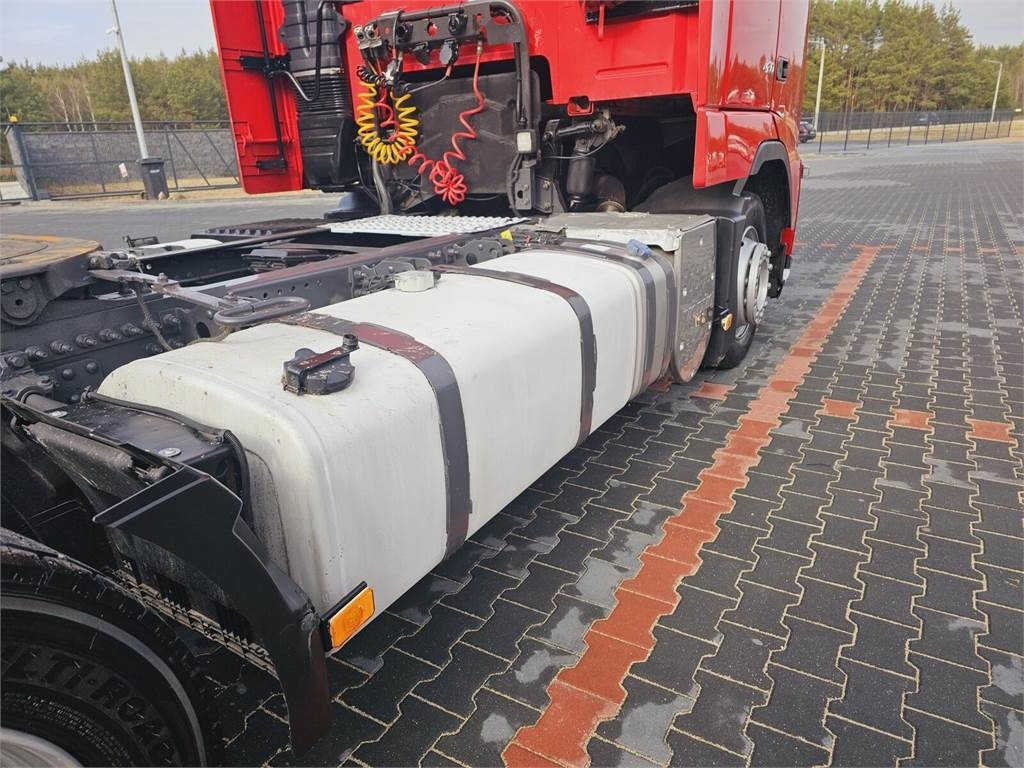 Tractor truck Volvo FH13 XXL EURO 5 2011 + KRONE MEGA RAISE: picture 18