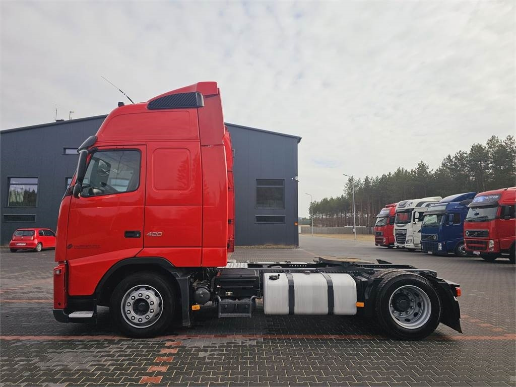 Volvo FH13 XXL EURO 5 2011 + KRONE MEGA RAISE - Tractor truck: picture 5 Volvo FH13 XXL EURO 5 2011 + KRONE MEGA RAISE - Tractor truck: picture 5