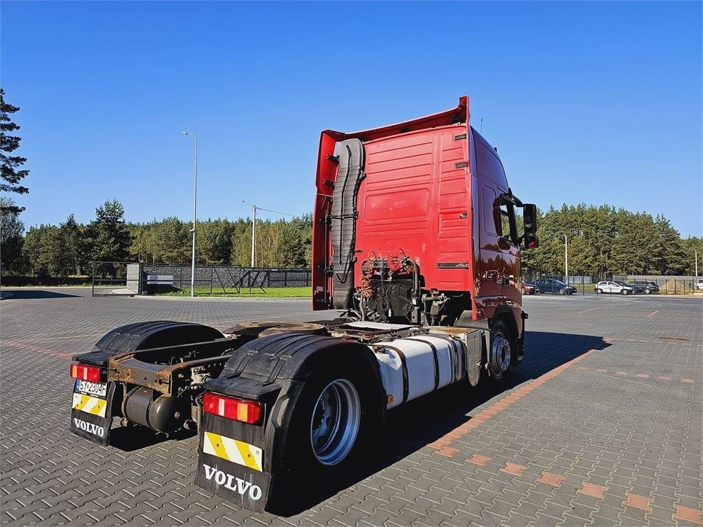 Volvo FH13 XXL MANUAL 420 EURO 5 2011 r MEGA LOW DECK - Tractor truck: picture 5 Volvo FH13 XXL MANUAL 420 EURO 5 2011 r MEGA LOW DECK - Tractor truck: picture 5