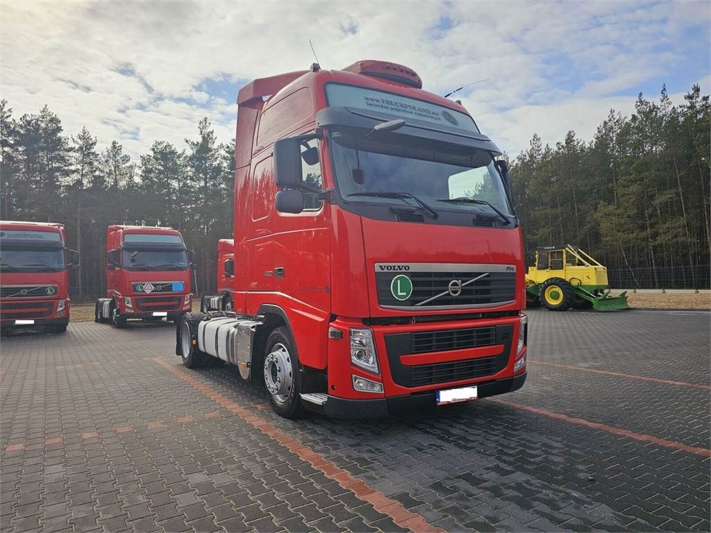 Volvo FH13 XXL NEW TIRES MANUAL 420 EURO 5 2011 - Tractor truck: picture 1 Volvo FH13 XXL NEW TIRES MANUAL 420 EURO 5 2011 - Tractor truck: picture 1