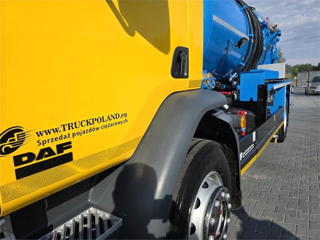 DAF WHALE 2012 WUKO for the collection of liquid waste - Utility/ Special vehicle: picture 5 DAF WHALE 2012 WUKO for the collection of liquid waste - Utility/ Special vehicle: picture 5