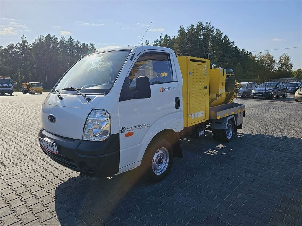 Isuzu Kia on categories B COMBI WUKO FOR DUCT CLEANING 2 - Utility/ Special vehicle: picture 3 Isuzu Kia on categories B COMBI WUKO FOR DUCT CLEANING 2 - Utility/ Special vehicle: picture 3