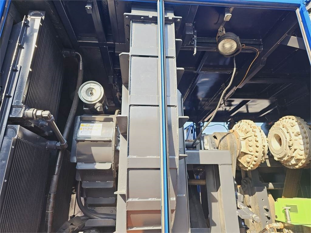 Iveco MTS 4 x TURBINE MTS 4 x TURBINE Saugbagger vacuum - Utility/ Special vehicle: picture 3 Iveco MTS 4 x TURBINE MTS 4 x TURBINE Saugbagger vacuum - Utility/ Special vehicle: picture 3
