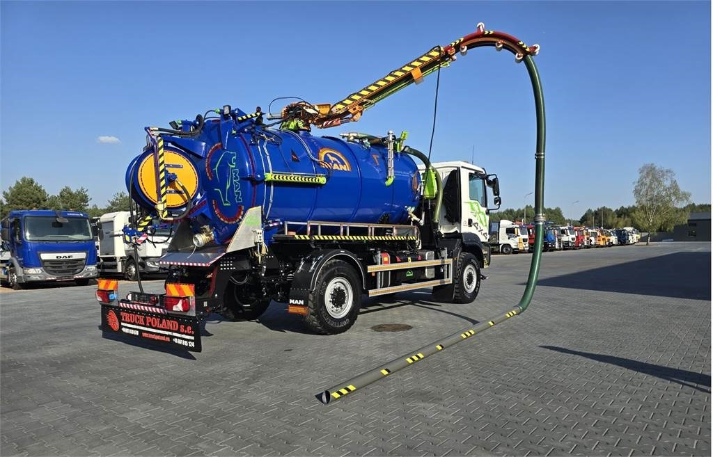 Utility/ Special vehicle MAN TGM 4x4 GAMON PW8 for collecting liquid waste sepa: picture 14