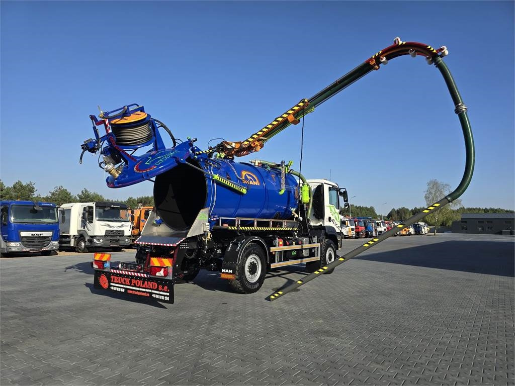 MAN TGM 4x4 GAMON PW8 for collecting liquid waste sepa - Utility/ Special vehicle: picture 1 MAN TGM 4x4 GAMON PW8 for collecting liquid waste sepa - Utility/ Special vehicle: picture 1