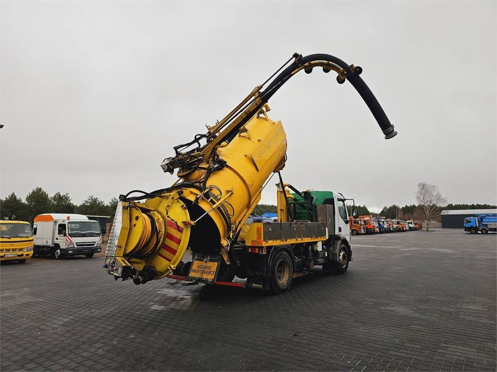 Volvo FULLER TANKERS 2008 WUKO for collecting liquid was - Utility/ Special vehicle: picture 1 Volvo FULLER TANKERS 2008 WUKO for collecting liquid was - Utility/ Special vehicle: picture 1