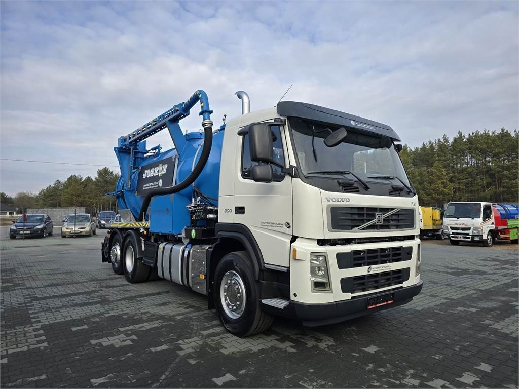 Volvo JOSKIN WUKO FOR CLEANING CHANNELS COMBI - Utility/ Special vehicle: picture 2 Volvo JOSKIN WUKO FOR CLEANING CHANNELS COMBI - Utility/ Special vehicle: picture 2