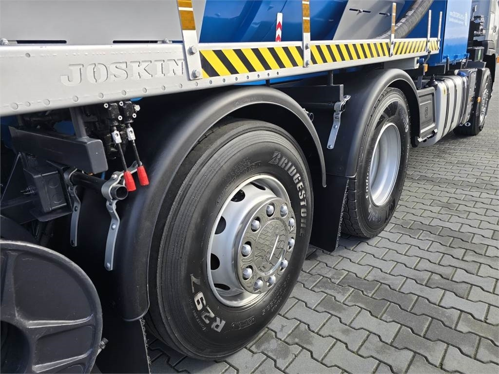 Volvo JOSKIN WUKO FOR CLEANING CHANNELS COMBI - Utility/ Special vehicle: picture 4 Volvo JOSKIN WUKO FOR CLEANING CHANNELS COMBI - Utility/ Special vehicle: picture 4