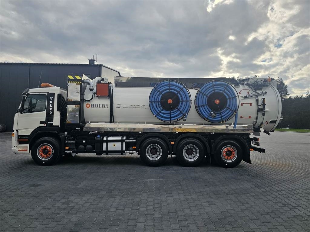 Volvo WUKO ADR ROLBA FOR CLEANING CHANNELS COMBI - Vacuum truck: picture 5 Volvo WUKO ADR ROLBA FOR CLEANING CHANNELS COMBI - Vacuum truck: picture 5