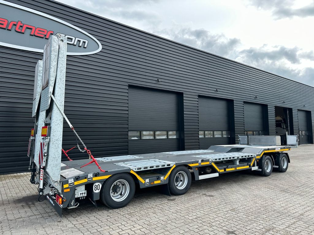 Faymonville Maxtrailer MAX 600 Anhänger / Radmulden Faymonville Maxtrailer MAX 600 Anhänger / Radmulden - Low loader semi-trailer: picture 2 Faymonville Maxtrailer MAX 600 Anhänger / Radmulden Faymonville Maxtrailer MAX 600 Anhänger / Radmulden - Low loader semi-trailer: picture 2