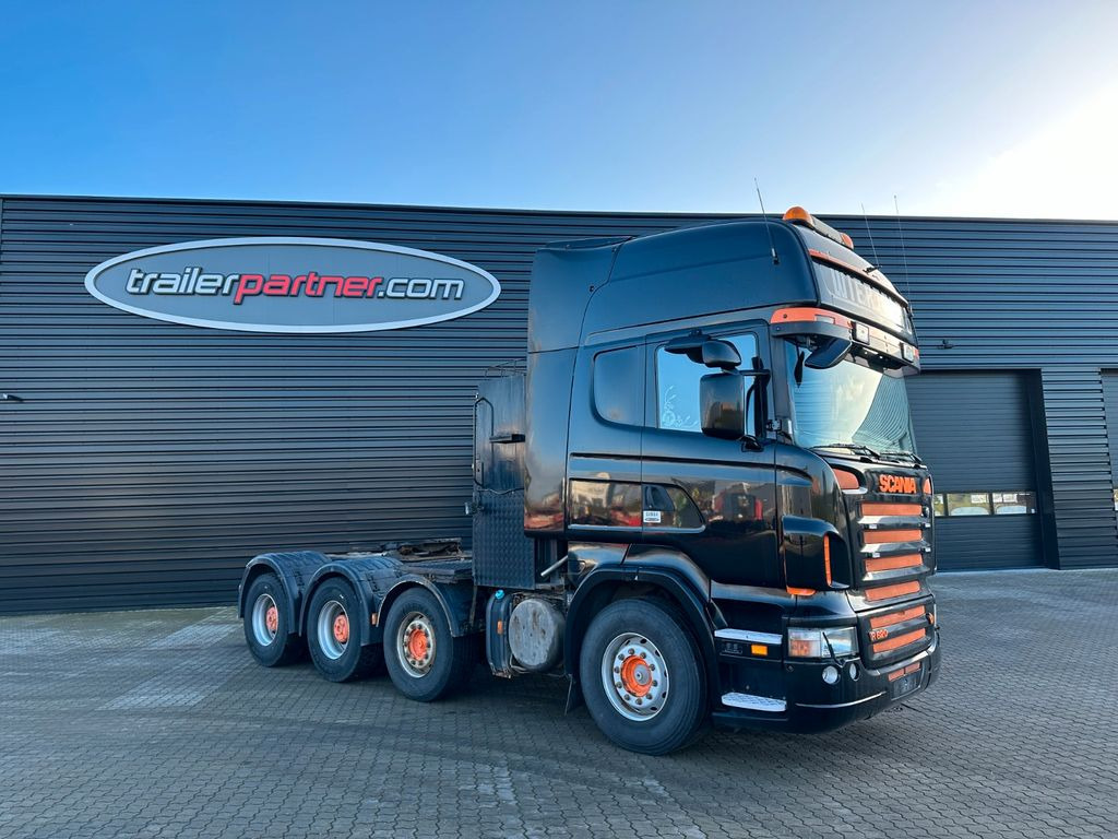 Scania R620 8x4 - Tractor truck: picture 1 Scania R620 8x4 - Tractor truck: picture 1