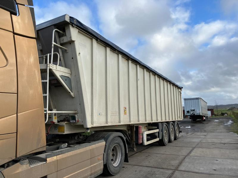 Benalu C39C16 - Tipper semi-trailer: picture 2 Benalu C39C16 - Tipper semi-trailer: picture 2