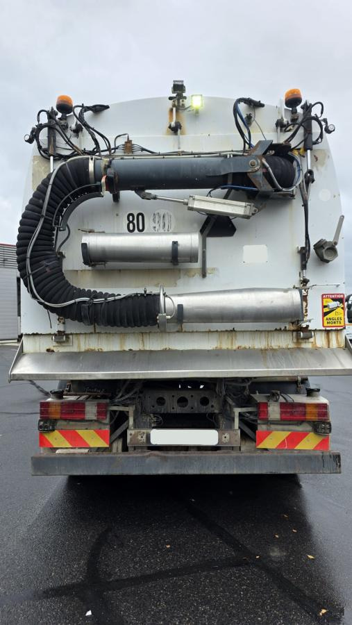 Mercedes Axor 1829 KO - Road sweeper: picture 2 Mercedes Axor 1829 KO - Road sweeper: picture 2