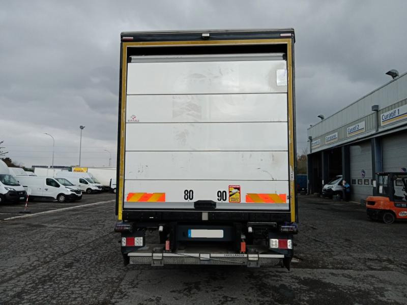 Renault D19 Wide 280 E6 - Refrigerator truck: picture 2 Renault D19 Wide 280 E6 - Refrigerator truck: picture 2