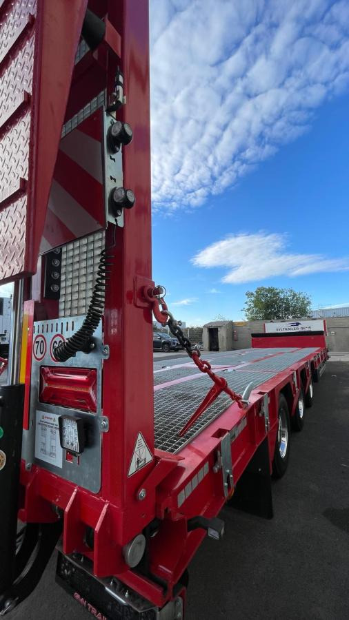 Low loader semi-trailer Syltrailer Porte Engins Caiboutti (Location / Rent) SYL227: picture 9
