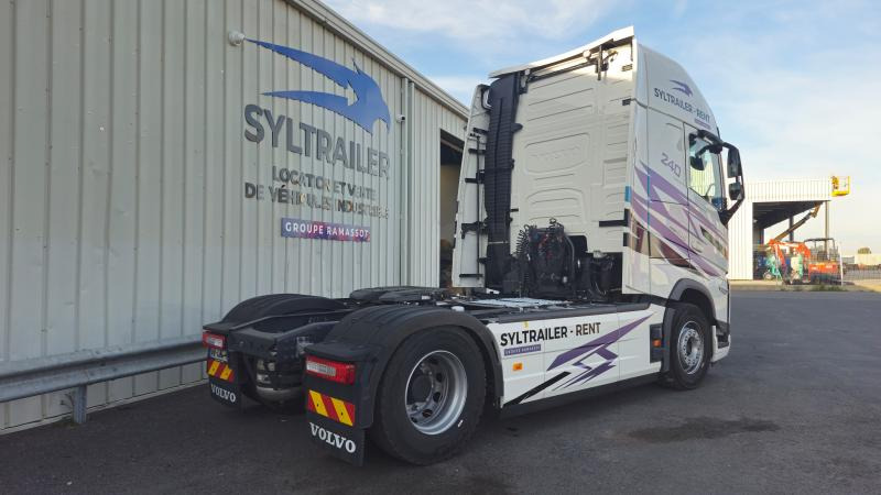 Volvo FH 500 Globetrotter XXL (Location / Rent) - Tractor truck: picture 2 Volvo FH 500 Globetrotter XXL (Location / Rent) - Tractor truck: picture 2