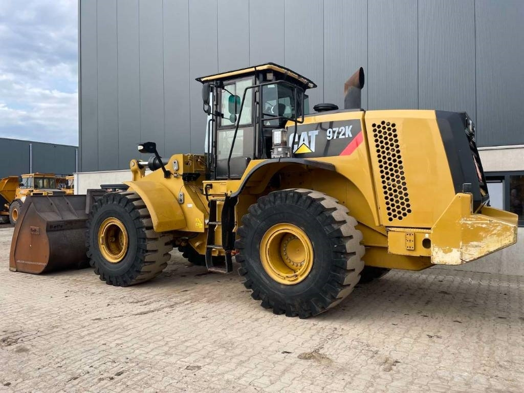 CAT 972K -- 972 -- 3rd function -- Quickhitch - Wheel loader: picture 2 CAT 972K -- 972 -- 3rd function -- Quickhitch - Wheel loader: picture 2