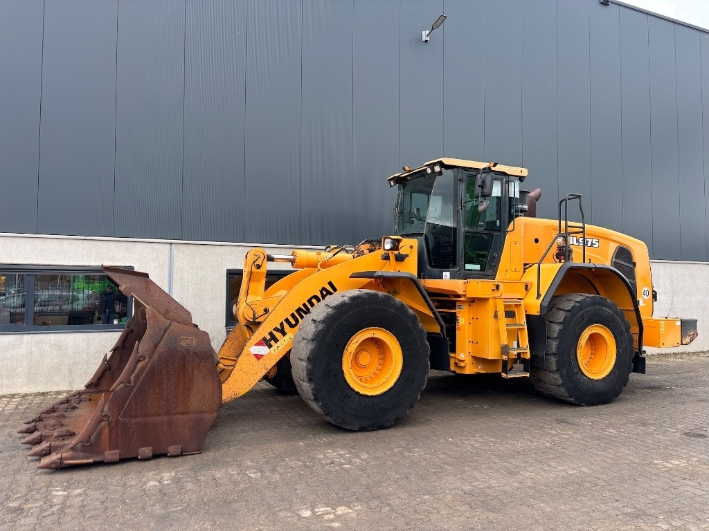 Hyundai HL 975 - HL 970 - HL 980 - Wheel loader: picture 2 Hyundai HL 975 - HL 970 - HL 980 - Wheel loader: picture 2