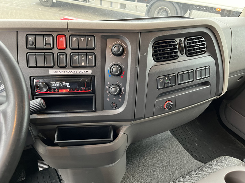 DAF LF 180 FA Euro 6 / 12 Ton / 360 dkm / Box / Laadklep / APK 06-25 - Box truck: picture 5 DAF LF 180 FA Euro 6 / 12 Ton / 360 dkm / Box / Laadklep / APK 06-25 - Box truck: picture 5
