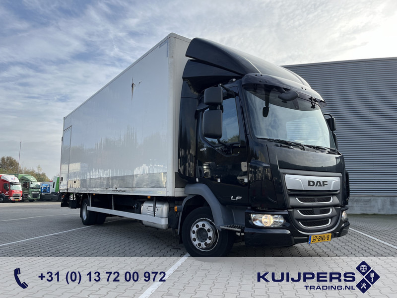 DAF LF 180 FA Euro 6 / 12 Ton / 400 dkm / Box / Laadklep - Box truck: picture 1 DAF LF 180 FA Euro 6 / 12 Ton / 400 dkm / Box / Laadklep - Box truck: picture 1