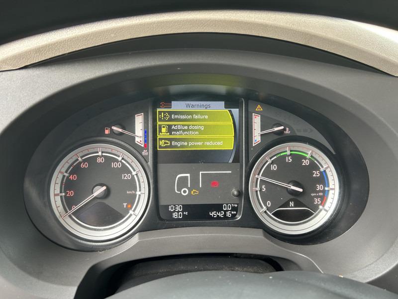 DAF LF 210 FA / 12 Ton / 454 dkm / Pritsch-Plane / LBW / APK TUV 11-25 - Curtain side truck: picture 4 DAF LF 210 FA / 12 Ton / 454 dkm / Pritsch-Plane / LBW / APK TUV 11-25 - Curtain side truck: picture 4