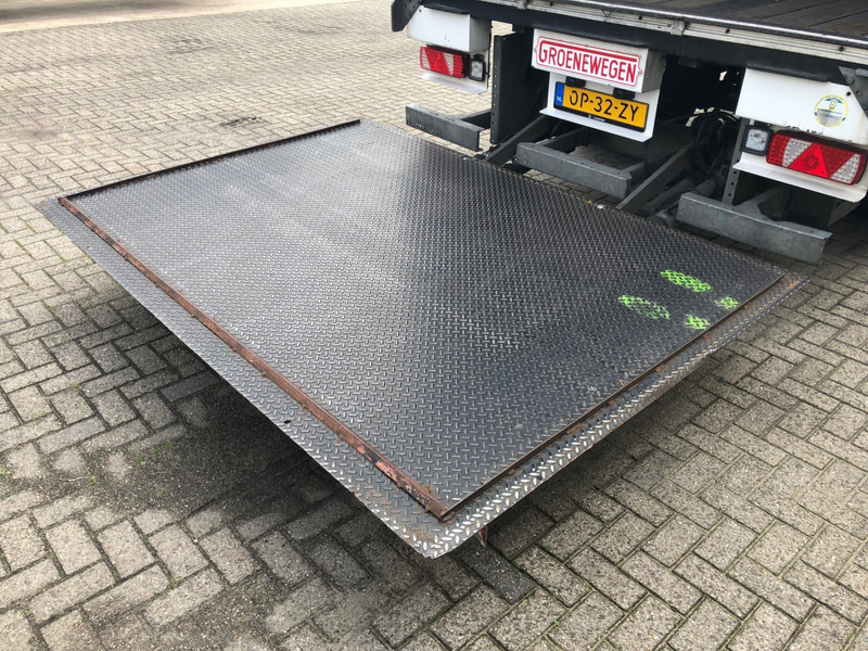 Groenewegen DRO-12-10 B City / 1 as BPW / Box / Laadklep 2000 kg - Closed box semi-trailer: picture 5 Groenewegen DRO-12-10 B City / 1 as BPW / Box / Laadklep 2000 kg - Closed box semi-trailer: picture 5