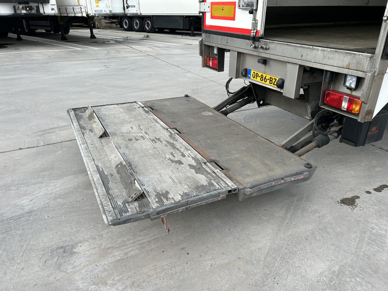 H.T.F HZO 42 / Thermo King SLXe 300 / Stuuras / Loadlift / APK TUV 05-26 - Refrigerator semi-trailer: picture 5 H.T.F HZO 42 / Thermo King SLXe 300 / Stuuras / Loadlift / APK TUV 05-26 - Refrigerator semi-trailer: picture 5