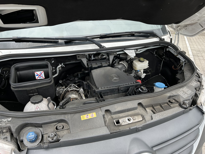 Closed box van Mercedes-Benz Sprinter 515 1.9 CDI / 126 dkm / Box 4.4 mtr / Laadklep / APK 07-26: picture 13