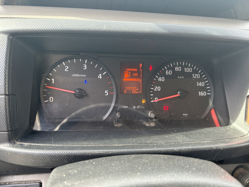 Nissan Cabstar NT400 / Duo Temp Frigo -30 gr / 175 dkm/ Blad - Blad / BE Van - Refrigerated delivery van: picture 4 Nissan Cabstar NT400 / Duo Temp Frigo -30 gr / 175 dkm/ Blad - Blad / BE Van - Refrigerated delivery van: picture 4