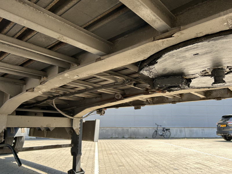 Curtainsider semi-trailer Renders ROC 12.10 City / Curtainside / Loadlift 2000 kg / NL Trailer: picture 11