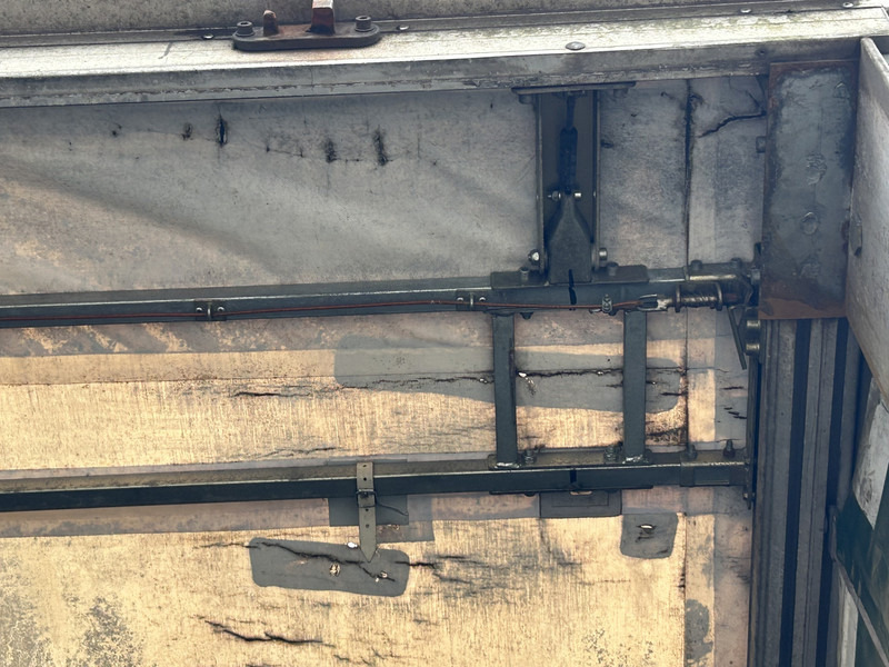 Samro ST39WGPE / Curtainside Trailer / BPW Disk / APK TUV 02-26 - Curtainsider semi-trailer: picture 4 Samro ST39WGPE / Curtainside Trailer / BPW Disk / APK TUV 02-26 - Curtainsider semi-trailer: picture 4