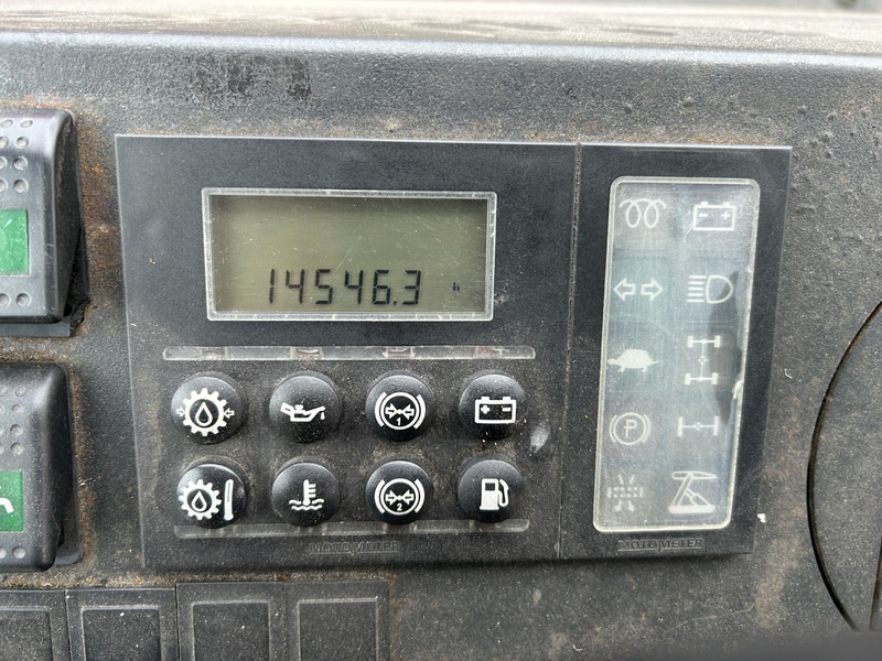 Terberg YT 180 / BDF Umsetzer / Wechselhubwagen / Terminal Truck - Container transporter/ Swap body truck: picture 4 Terberg YT 180 / BDF Umsetzer / Wechselhubwagen / Terminal Truck - Container transporter/ Swap body truck: picture 4