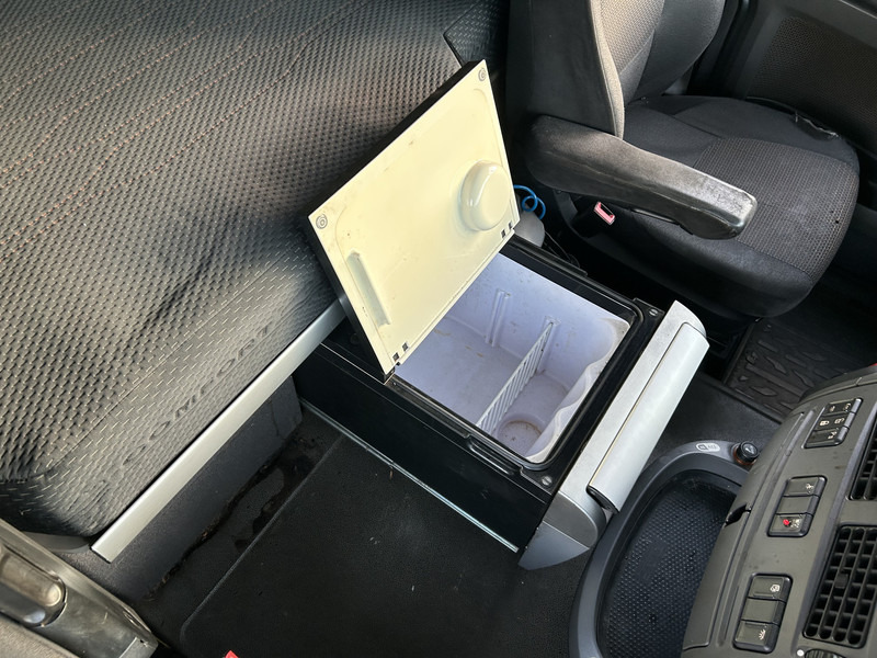 Tractor truck DAF XF 440 FT SC / Smart Tacho V2 / 2 Tanks / Stand Klima: picture 10 Tractor truck DAF XF 440 FT SC / Smart Tacho V2 / 2 Tanks / Stand Klima: picture 10