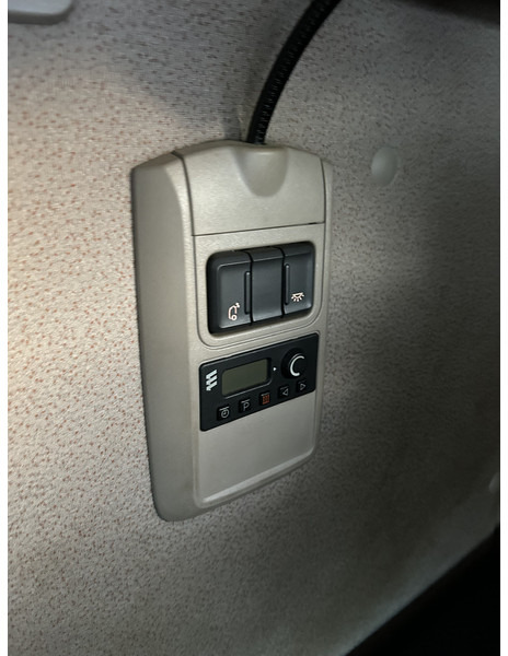 Tractor truck DAF XF 440 FT SC / Smart Tacho V2 / 2 Tanks / Stand Klima: picture 9 Tractor truck DAF XF 440 FT SC / Smart Tacho V2 / 2 Tanks / Stand Klima: picture 9