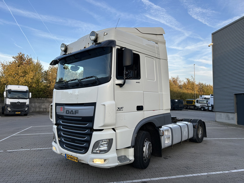 Tractor truck DAF XF 440 FT SC / Smart Tacho V2 / 2 Tanks / Stand Klima: picture 18 Tractor truck DAF XF 440 FT SC / Smart Tacho V2 / 2 Tanks / Stand Klima: picture 18