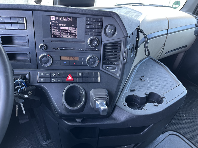 Mercedes-Benz Actros 1842 StreamSpace / 939 dkm / 2 Tanks / NL Truck - Tractor truck: picture 5 Mercedes-Benz Actros 1842 StreamSpace / 939 dkm / 2 Tanks / NL Truck - Tractor truck: picture 5