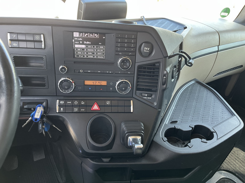 Mercedes-Benz Actros 1842 Streamspace / 933 dkm / 2 Tanks / NL Truck - Tractor truck: picture 5 Mercedes-Benz Actros 1842 Streamspace / 933 dkm / 2 Tanks / NL Truck - Tractor truck: picture 5