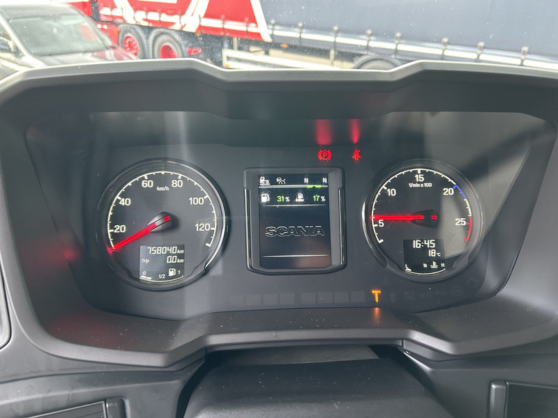Scania R450 Highline / Retarder / 758 dkm / APK TUV 03-26 - Tractor truck: picture 4 Scania R450 Highline / Retarder / 758 dkm / APK TUV 03-26 - Tractor truck: picture 4