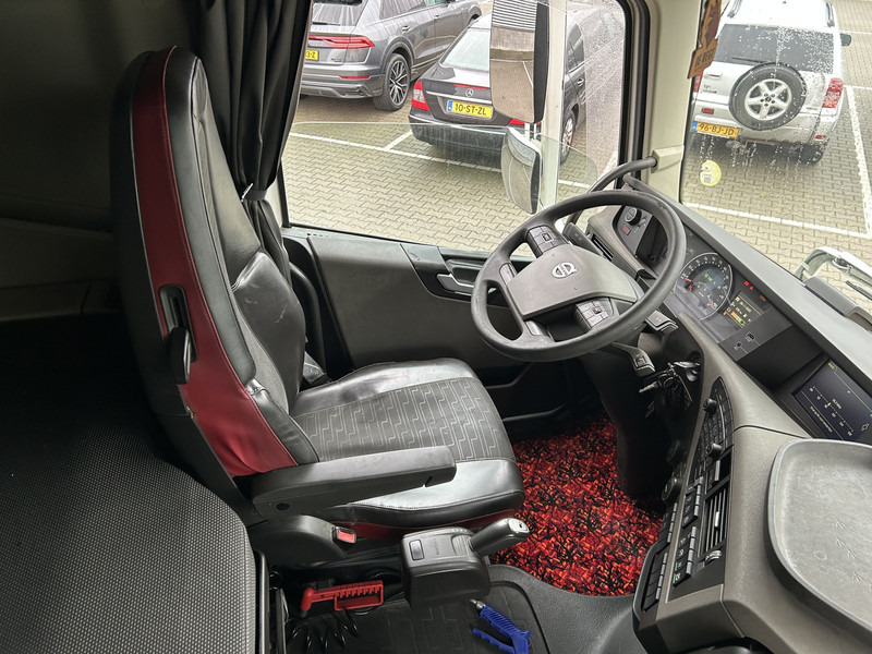 Volvo FH 500 Globetrotter / 597 dkm / Euro 6D / VEB+ / 2 Tanks - Tractor truck: picture 3 Volvo FH 500 Globetrotter / 597 dkm / Euro 6D / VEB+ / 2 Tanks - Tractor truck: picture 3